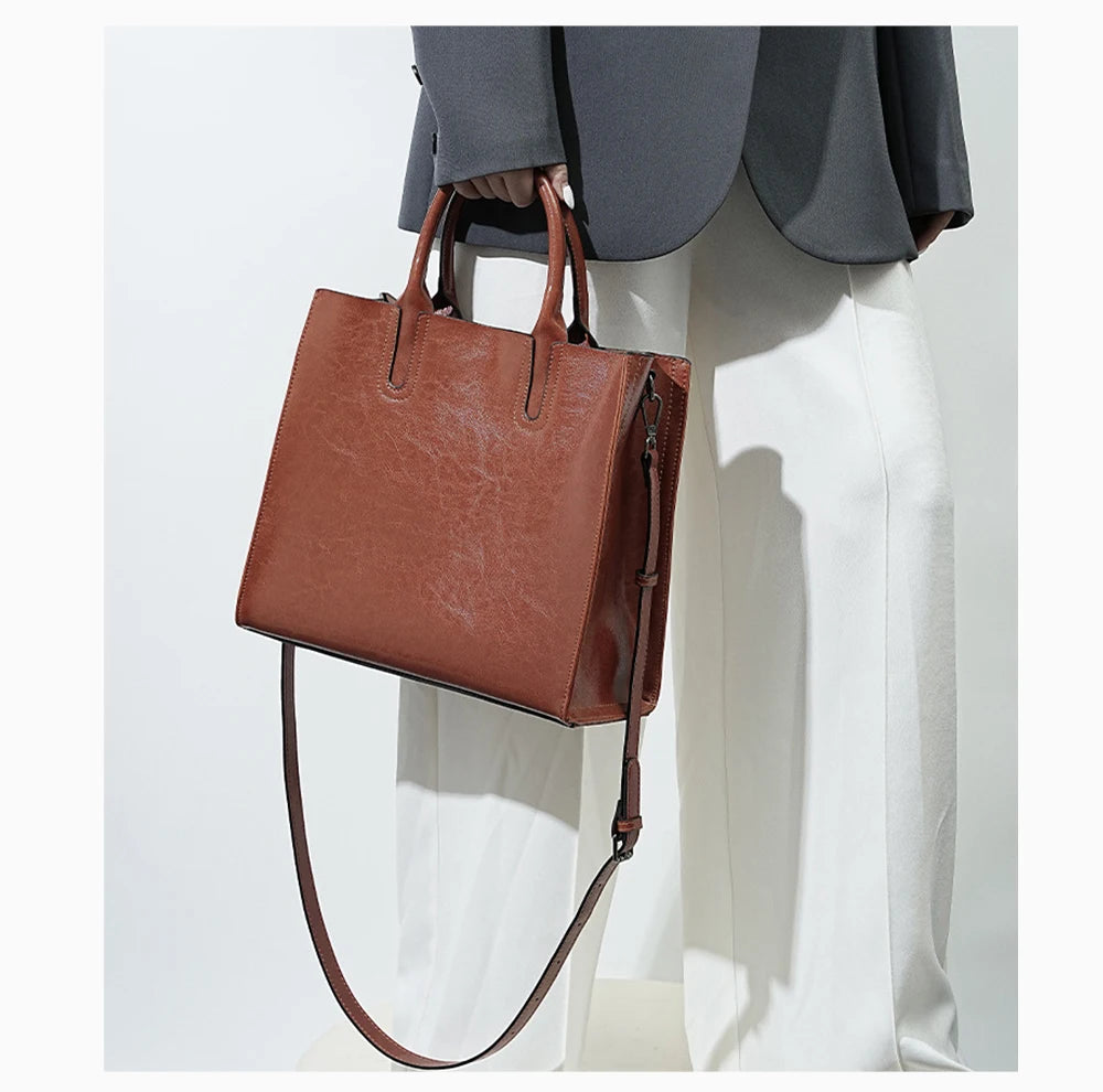 Shoulder Bag Large Capacity Leather Shopper Handbag New Oil Wax Retro Satchels Crossbody