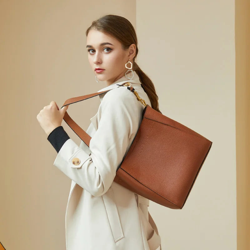 New Genuine Leather Casual Shopper Shoulder Bag Commuter Large Bucket Handbag Simple High Quality